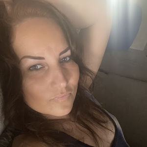 Meet your Posher, Jossy